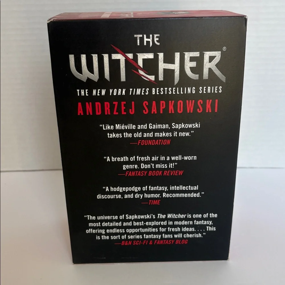 The Witcher Collector’s Box Set‎ New